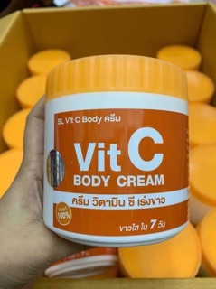 SL Vit C Body ครีมวิตามินซีเร่งขาว 500 ml.