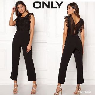 จั๊มสูทดำ Only : Black lace Jumpsuit