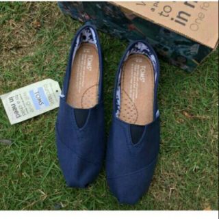 Toms style รองเท้าทรงทอมส์ Navy