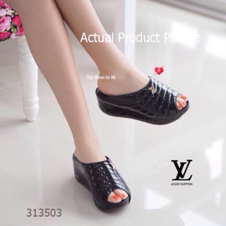 Fashion shoes