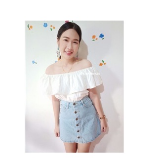 เสื้อปาดไหล่ระบายงานสวย