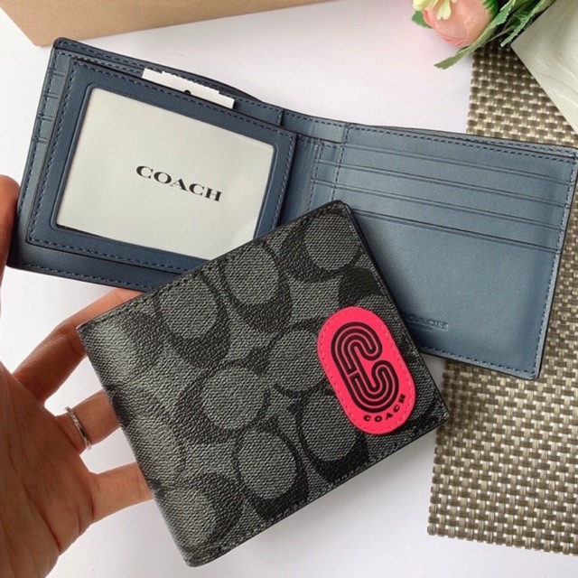 🎀 (สด-ผ่อน) กระเป๋าสตางค์ชาย มีไส้ สีเทาดำลายซี COACH C8297 BILLFOLD WALLET IN COLORBLOCK SIGNATURE 