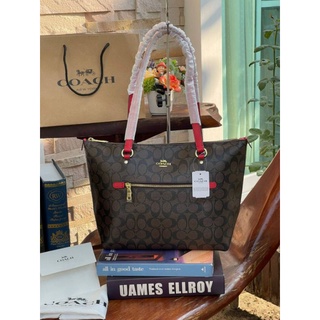 🎊💖🌇🚜@2,030.-📍(ลดพิเศษ 7 %) 💯 🛒🛒Big Discount 2022🛒🛒COACH GALLERY TOTE IN SIGNATURE CANVAS