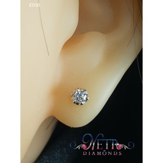 ต่างหูข้างละ 12 ตัง น้ำ100 ทำจาก เพชร CZ, Cubic Zirconia หรือ เพชรโคลนนิ่ง ดีไซน์เรียบหรู สวยทันสมัย แร่สังเคราะห์ CZ