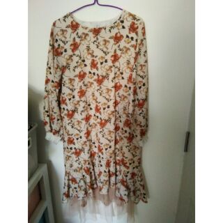 Used floral dress เดรสยาวลายดอก