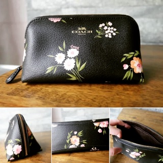 Coach Cosmetic Bag (กระเป๋าใส่เครื่องสำอางค์)