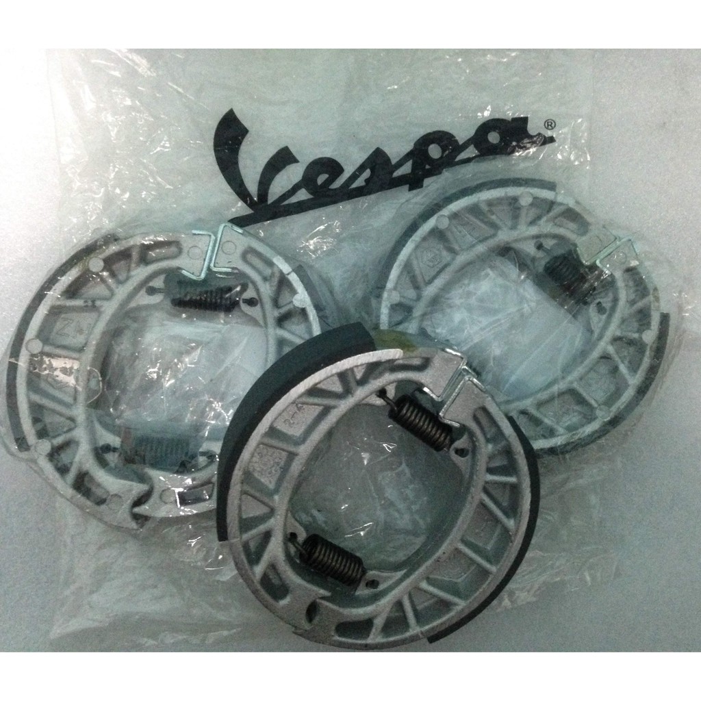 LX150 /LT150 / Vespa S /LXV150 รองเท้าเบรก(R)