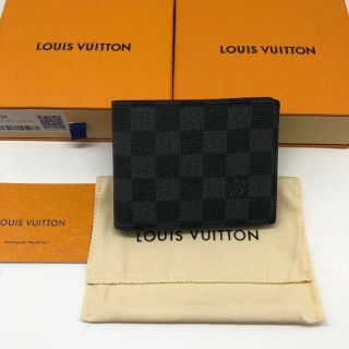 Lv wallet งาน Hiend1:1 full box set
หนังแท้ งานตัดเย็บละเอียด