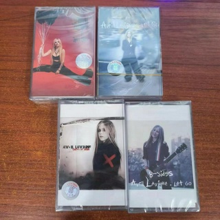 ใหม่ เทปคาสเซ็ต Avril Lavigne Love Sux Let Go Under My Skin T0524