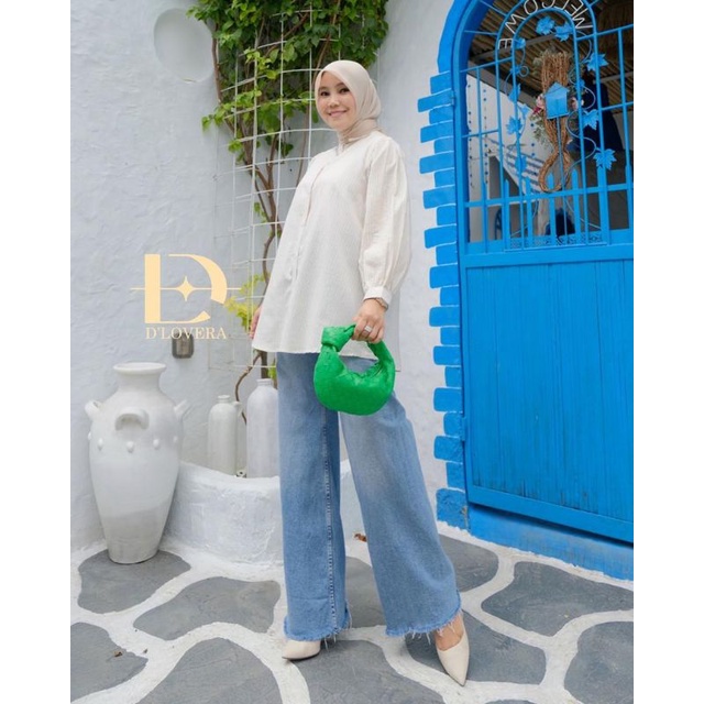 เสื้อ Lyan by Dlovera