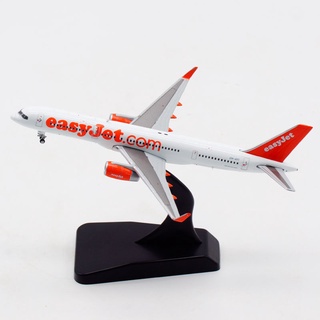 โมเดลเครื่องบินอัลลอย JC wings 1:400 British easyJet Boeing B757-200 oh-afi