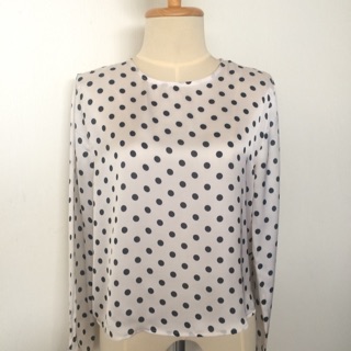 เสื้อแขนยาวpolka dot