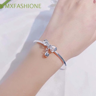 Mxfashione ที่ไม่ซ้ํากัน สีเงิน กําไลข้อมือ เรียบง่าย เครื่องประดับมือ ผู้หญิง สร้อยข้อมือ ผู้หญิง ของขวัญ เครื่องประดับ อุปกรณ์เสริม พร้อมกระดิ่ง รูปตัว C บุคลิกภาพ โบว์ สร้อยข้อมือเกาหลี