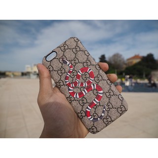 เคสไอโฟน เคสโทรศัพท์มือถือ Gucci กุชชี่งูพื้นหลังคลาสสิค Gucci Snake classic signature