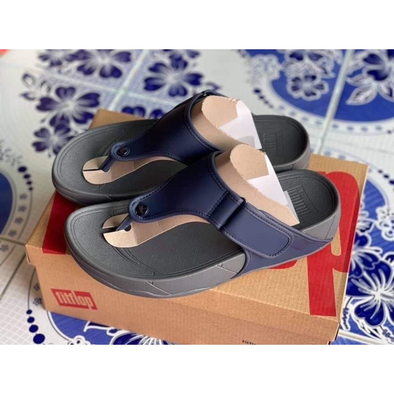 รองเท้า Fitflop Trakk ll ราคาต่ำกว่าป้าย