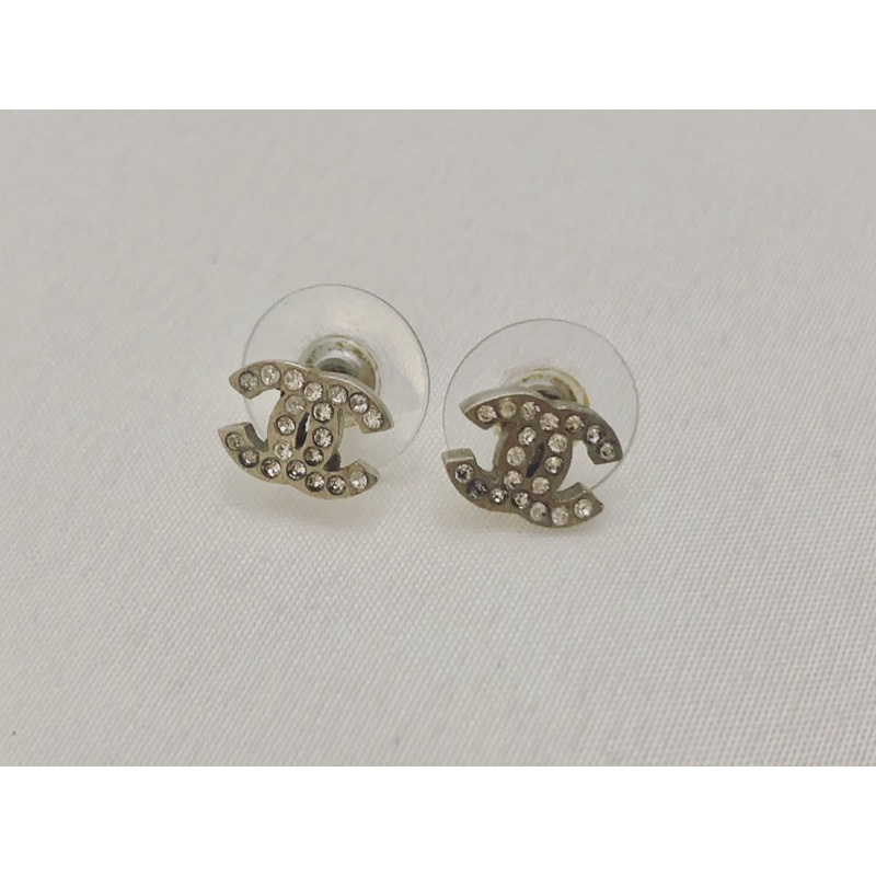 มือสองของแท้ ต่างหูชาแนล Used Chanel earrings 1 cm