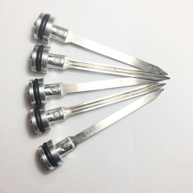 ค้อน (CHICKEN BLADE) THREAD NAIL GUN P630 (17.6 x95)