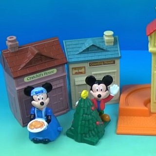 ของเล่นแมคโดนัลด์บ้านมิคกี้เม้าส์ Mcdonald Toy Walt Disneys Christmas Winter Town Mickey Mouse
