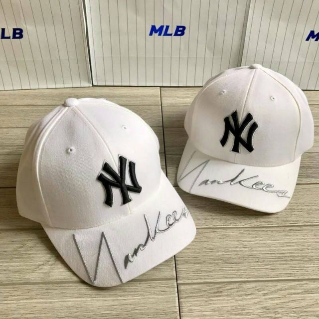 หมวก MLB โลโก้ ปีกหมวก ปัก Yankeesแท้จากเกาหลี