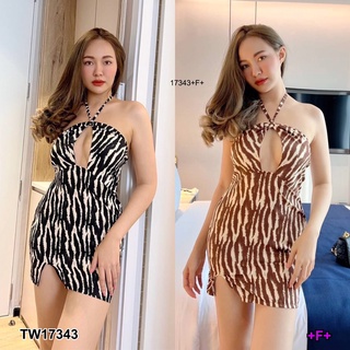 TwinsShopVip💗พร้อมส่ง TW17343 เดรสสั้นแหวกอกพิมลาย + สายคล้องคอ