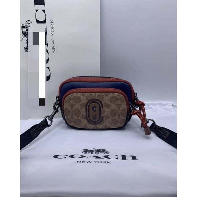 แท้ 💯 % Coach belt bag