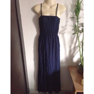 Used. Maxi Dress brand FOX  แม๊กซี่เดรสสีนำ้เงาน ผ้าดีมาก อก 32-36