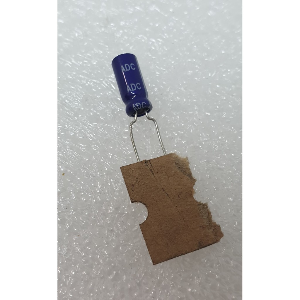 Elco Capacitor 33uF 35V SG