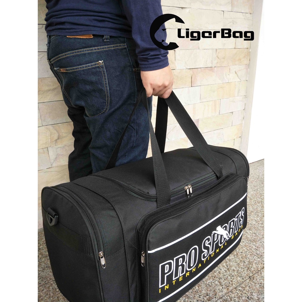 กระเป๋าเดินทางแบบถือ กระเป๋าใส่เสื้อผ้า รุ่น LG-1395 ( ขนาด : 31 x 59 x 27 CM )