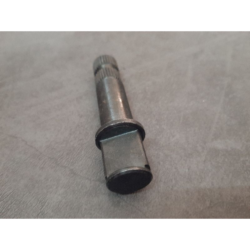 แกนลูกเบี้ยวเบรคหลัง DREAM C100N - รูปที่ 4