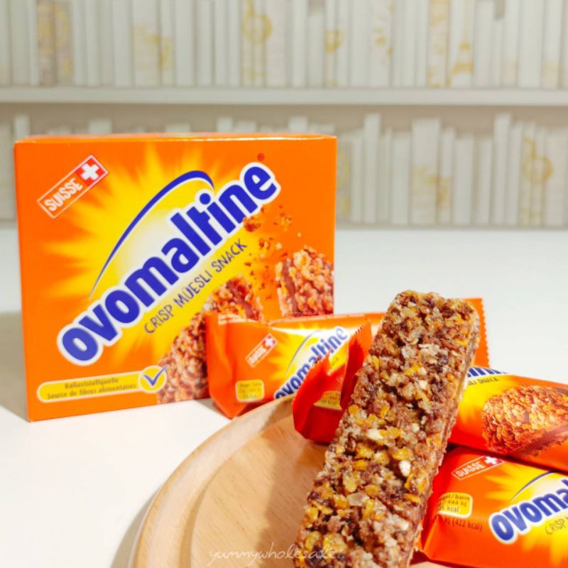 OVOMALTINE CRISPY MUESLI SNACK ธัญพืชอัดแท่งไส้ช็อกโกแลตโอวัลติน