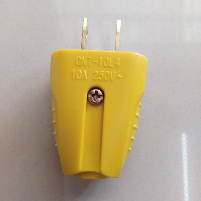 ปลั๊กตัวผู้​  10L4​   10A250V