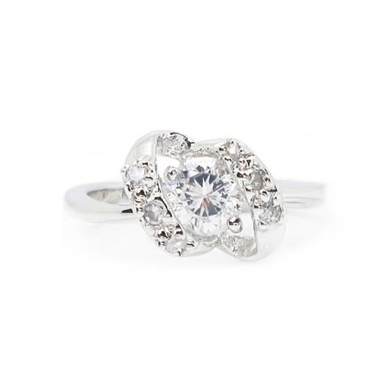 แหวนผู้หญิงมินิมอล แหวนเพชร แหวนเพชร cz ชุบทองคำขาวแท้ ประดับเพชร cz สวยวิ้งวับ ประดับเพชรสำหรับผู้หญิง