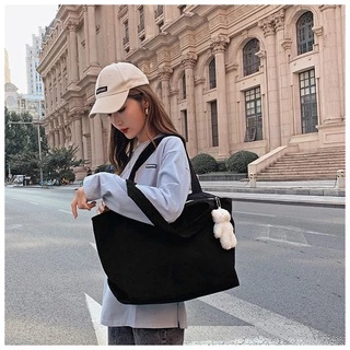 ส่งจาก🇹🇭 กระเป๋าสะพายไหล่ ผ้าลูกฟูก ใบใหญ่ ใส่ A4 ได้ วัดที่ปาก ยาว 20 นิ้ว