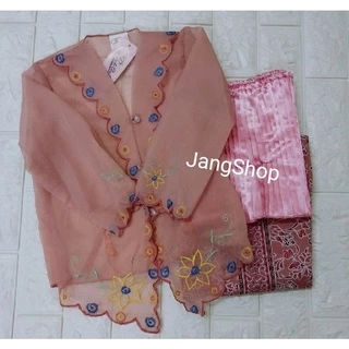 ชุดมาเลเซียเด็กหญิง ชุดอาเซียนประเทซมาเลเซีย เด็กหญิง น้อง2-12ปี พร้อมส่ง ชุดมาเลเซียเด็กหญิง