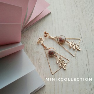 ต่างหูแบบหนีบ Clip-on earring