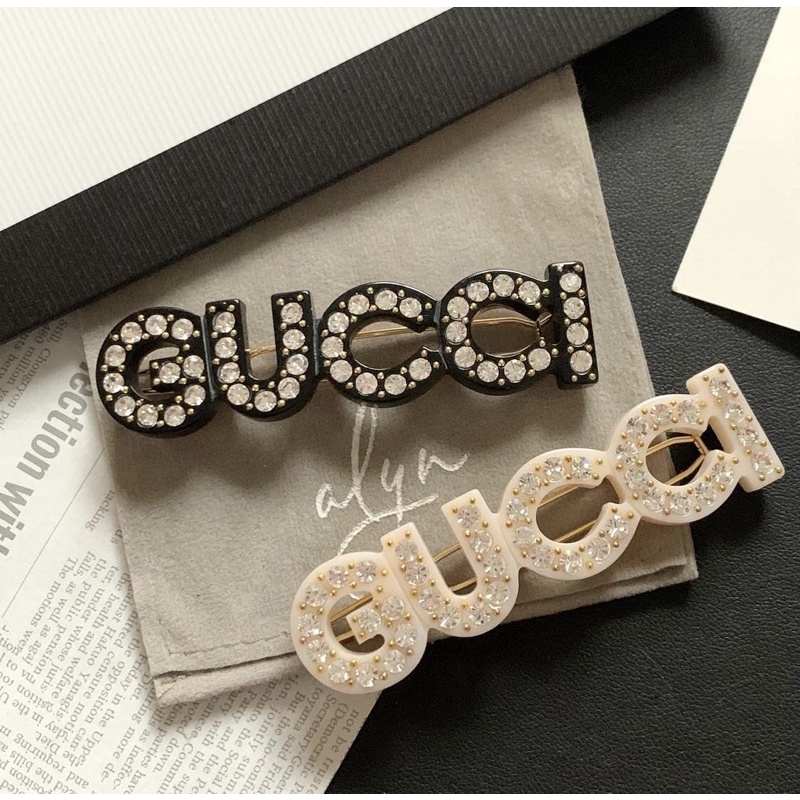 GG hair clip🖤🤍 vip grade✨