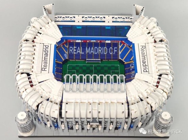 Alpha K86101 สเปนทีม Real Madrid Football Stadium มีไฟให้ สนาม สนามบอล ฟุตบอล สเปน สนามฟุตบอล
