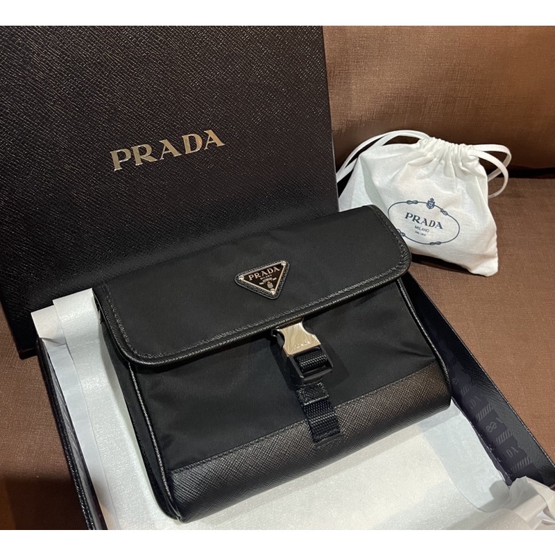 ❌SOLD❌ Like new ! Prada Nylon and Saffiano Leather Phone Case 2ZH108 ปี 2020