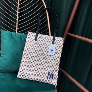 กระเป๋า MLB NY MONOGRAM TOTE