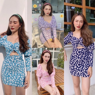 👗Pfashion [ส่งไว!!🚛] P12415 เดรสสั้นไหล่พอง เว้าท้อง ลายดอกเดซี่Puffed shoulder short dress with floral print