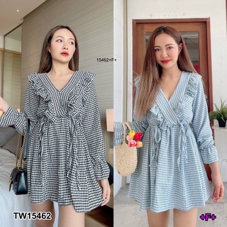 👗Pfashion [ส่งไว!!🚛] P15462 เดรสคอวีอกระบายลายชิโนริ