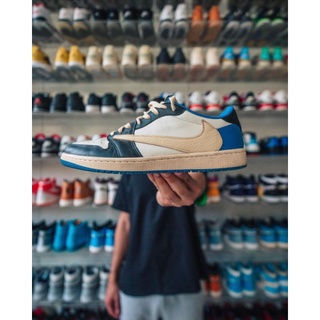 "🌵🔥พร้อมส่ง🔥🌵" Jordan 1 Retro Low Travis Scott x Fragments