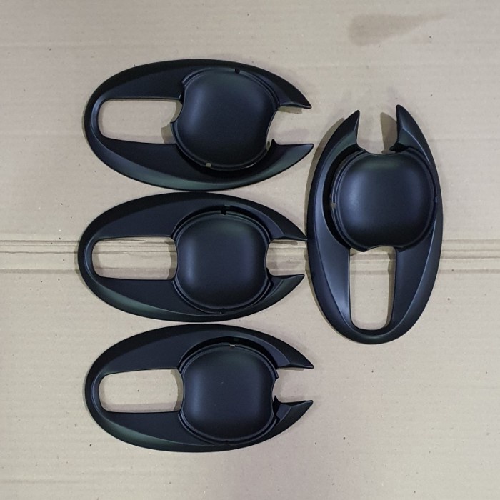 Old 2013-2017 Ertiga สีดําด้าน Outer