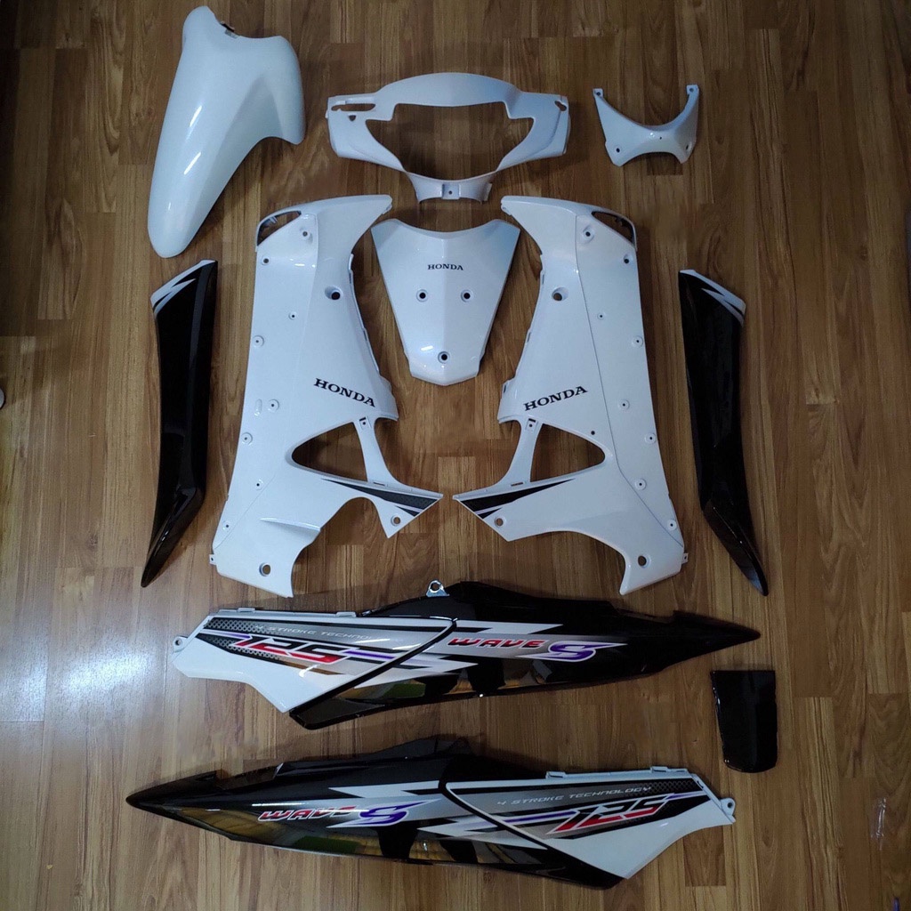 ชุดสี wave125 S บังลม 13ชิ้น สีขาว/ดำ ติดลาย S ปี2007 สีขาว