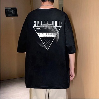 【M-5XL】เสื้อยืดแขนสั้นลําลอง คอกลม พิมพ์ลายตัวอักษร ทรงหลวม โอเวอร์ไซซ์ แฟชั่นเกาหลีใต้ สําหรับผู้ชาย