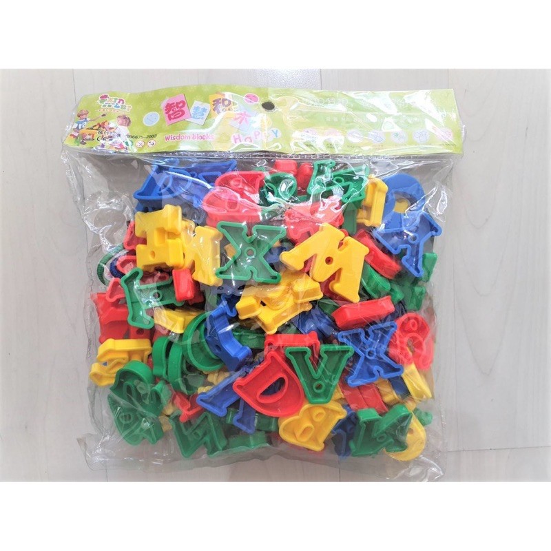 ร้อยเชือก ABC ของเล่นเสริมพัฒนาการสำหรับเด็ก