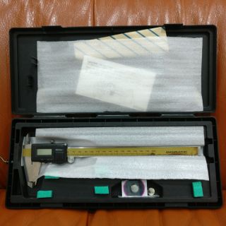 Vernier caliber Mitutoyo digimatic 8" 200mm 【มือ 2】 ญี่ปุ่น