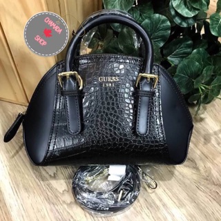 🍃กระเป๋าสะพาย GUESS CROC SHOULDER BAG