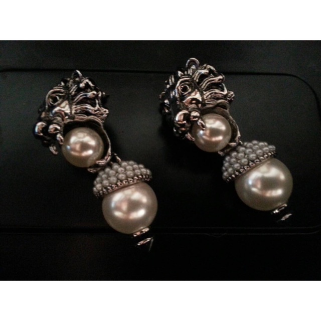 ส่งฟรี Best Express ต่างหูลายสิงโต