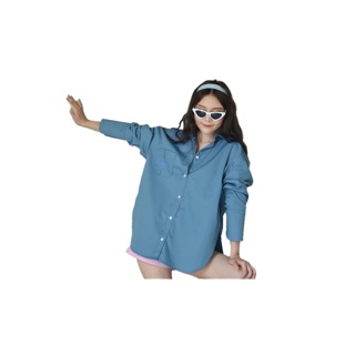 จ่าย 𝟯𝟳𝟳 ฿ เก็บโค้ดหน้าร้าน + ใส่โค้ด 𝗗𝗘𝗧𝗙𝗘𝗕𝟵𝟬 - Sherleen Ally Oversize Shirt เสื้อเชิ้ต โอเวอร์ไซส์ 6 สี ผ้าคอตตอน